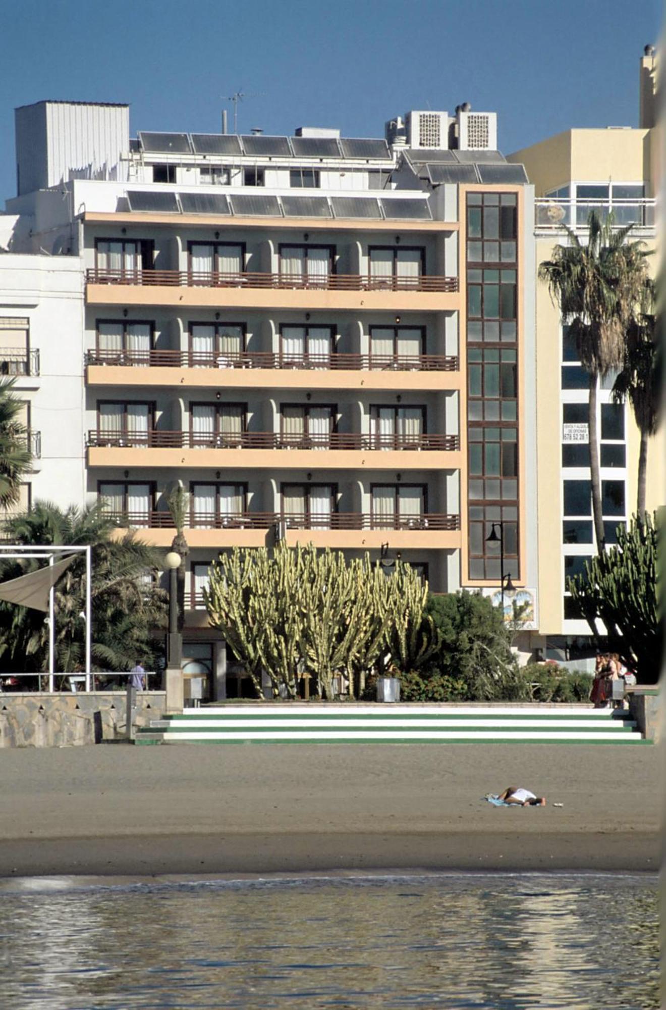 Hotel Buenavista Estepona Kültér fotó